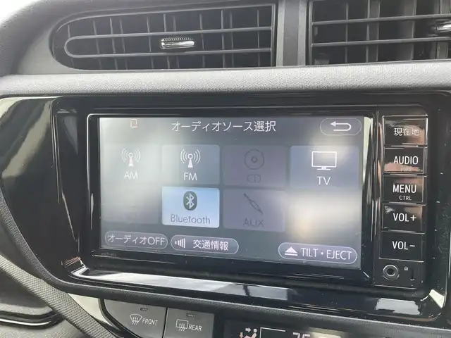 トヨタ アクア S スタイルブラック 東京都 2016(平28)年 6.6万km 紺 純正ナビ/TV/CD再生/Bluetooth接続/プリクラッシュセーフティシステム/レーンディパーチャーアラート/オートマチックハイビーム/ビルトインETC/ドライブレコーダー/ステアリングスイッチ/スマートキー