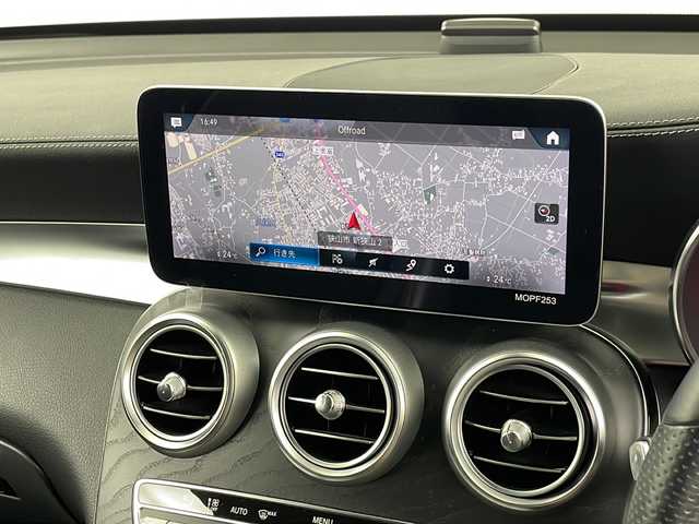 メルセデス・ベンツ ＧＬＣ２２０ d 4マチック クーペ 埼玉県 2020(令2)年 3.5万km ダイヤモンドホワイト サンルーフ/レーンキープアシスト/クルーズコントロール/前ドラレコ/全方位カメラ/コーナーセンサー/ETC2.0/道路標識アシスト/ブラインドスポットモニター/レーンチェンジアシスト/ウィンカーミラー/純正アルミ/スマートキー×２/プッシュスタート/革巻きハンドル/シートヒーター/パワーシート/パドルシフト/フロントフォグランプ
