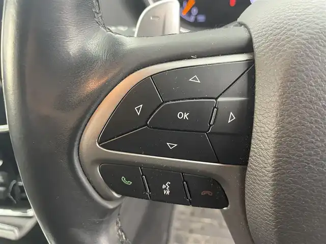 クライスラー・ジープ ジープ グランドチェロキー アルティテュード 富山県 2019(令1)年 7.5万km 黒Ｍ ４WD/純正ナビ（ｂｌｕｅｔｏｏｔｈ）/フルセグTV/バックカメラ　/前後コーナーセンサー/ＥＴＣ　/純正前後ドラレコ　/エアサス/リアパークセンスブレーキアシスト　/ハーフレザーシート　/前席パワーシート・シートヒーター　/社外１８インチＡＷ付スタッドレスセット積込（2024年７部山）/SPORTモード/スマートキー/プッシュスタート/オートライト/HIDヘッドライト/フォグ/クルーズコントロール/パドルシフト/純正マット/保証書、取説