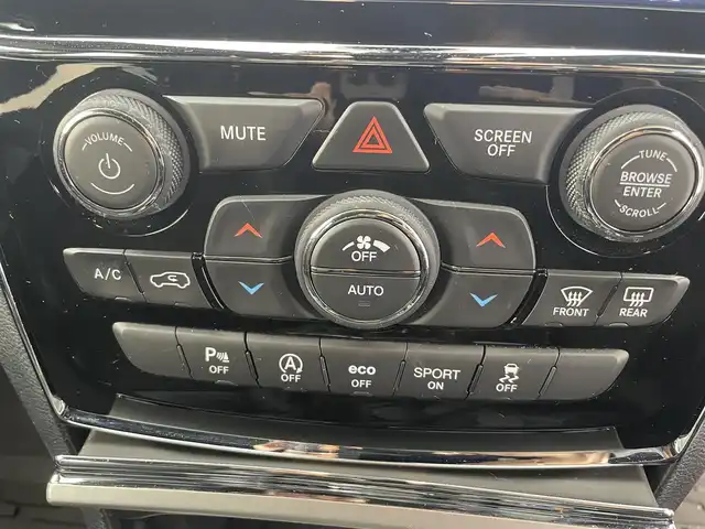 クライスラー・ジープ ジープ グランドチェロキー アルティテュード 富山県 2019(令1)年 7.5万km 黒Ｍ ４WD/純正ナビ（ｂｌｕｅｔｏｏｔｈ）/フルセグTV/バックカメラ　/前後コーナーセンサー/ＥＴＣ　/純正前後ドラレコ　/エアサス/リアパークセンスブレーキアシスト　/ハーフレザーシート　/前席パワーシート・シートヒーター　/社外１８インチＡＷ付スタッドレスセット積込（2024年７部山）/SPORTモード/スマートキー/プッシュスタート/オートライト/HIDヘッドライト/フォグ/クルーズコントロール/パドルシフト/純正マット/保証書、取説