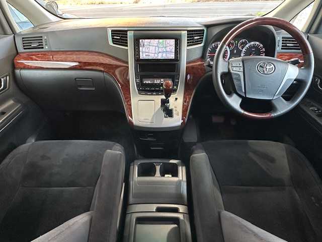 トヨタ ヴェルファイア 2．4Z プラチナセレクション 茨城県 2010(平22)年 5.9万km グレーメタリック 純正HDDナビ/ 【フルセグ/Bluetooth/CD/DVD/AM/FM】/バックカメラ/ETC/フリップダウンモニター/両側パワースライドドア/パワーバックドア/サンルーフ/純正HIDヘッドライト/フォグライト/オートライト/コーナーセンサー/スマートキー/エンジンプッシュスタート/純正18インチアルミホイール/電動格納ミラー/取扱説明書/新車時保証書/スペアキー×1