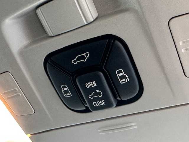 トヨタ ヴェルファイア 2．4Z プラチナセレクション 茨城県 2010(平22)年 5.9万km グレーメタリック 純正HDDナビ/ 【フルセグ/Bluetooth/CD/DVD/AM/FM】/バックカメラ/ETC/フリップダウンモニター/両側パワースライドドア/パワーバックドア/サンルーフ/純正HIDヘッドライト/フォグライト/オートライト/コーナーセンサー/スマートキー/エンジンプッシュスタート/純正18インチアルミホイール/電動格納ミラー/取扱説明書/新車時保証書/スペアキー×1