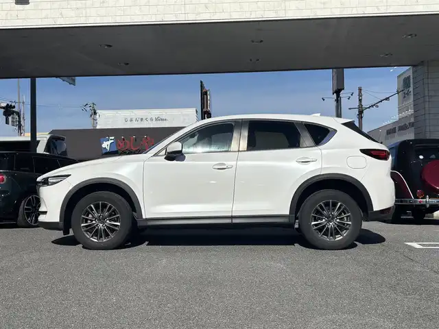マツダ ＣＸ－５ 20S スマートエディション 奈良県 2021(令3)年 2.6万km スノーフレイクホワイトパールマイカ 1オーナー/純正メーカーナビ/BT/フルセグTV/AM/FM/USB//アラウンドビューカメラ/コーナーセンサー/レーンキープアシスト/ステアリングスイッチ/ETC/レーダークルコン/MTモード付AT/TCS/スポーツモード切替/プッシュスタート/istop/オートLEDライト/保証書・取説