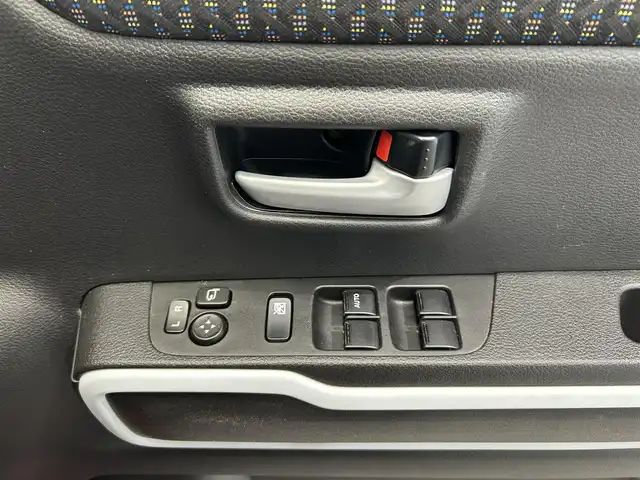 スズキ ハスラー HYBRID X 鹿児島県 2022(令4)年 4.9万km フェニックスレッドパール/ガンメタリック2トーンルーフ 禁煙車/純正9インチメモリナビ/　・フルセグTV/　・Bluetooth/　・AppleCarPlay/　・AndroidAuto/　・CD/DVD/デュアルカメラブレーキサポート/誤発進抑制機能/車線逸脱警報機能/先行車発進お知らせ機能/アダプティブクルーズコントロール/標識認識機/ハイビームアシスト/全方位モニター/ETC/前後ドライブレコーダー/シートヒーター/LEDヘッドライト/純正フロアマット/純正アルミホイール/電動格納ミラー/ステアリングリモコン