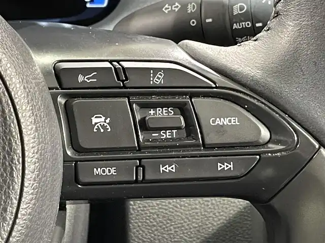 トヨタ アクア Z 愛知県 2024(令6)年 1.5万km ブラックマイカ 純正１０インチナビ/パノラミックビューモニター/プリクラッシュセーフティ/レーダークルーズコントロール/ブラインドスポットモニター/クリアランスソナー/レーンキープアシスト/先行車発進告知/ビルトインＥＴＣ/前後ドライブレコーダー/AC100Vコンセント/USB入力端子/アクセサリーソケット/ISOFIX/純正フロアマット/純正15インチアルミホイール