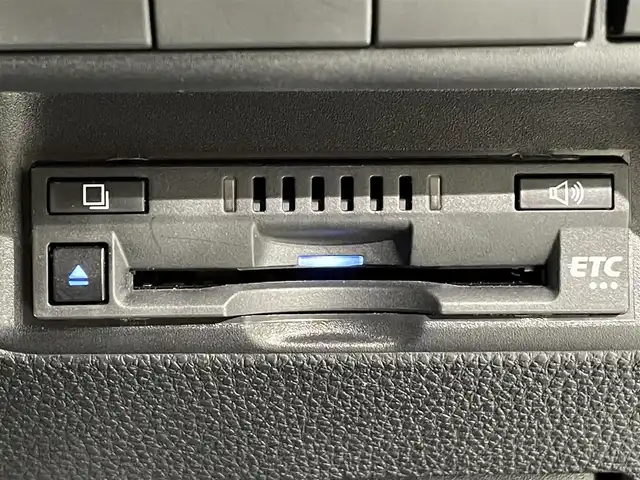 トヨタ アクア Z 愛知県 2024(令6)年 1.5万km ブラックマイカ 純正１０インチナビ/パノラミックビューモニター/プリクラッシュセーフティ/レーダークルーズコントロール/ブラインドスポットモニター/クリアランスソナー/レーンキープアシスト/先行車発進告知/ビルトインＥＴＣ/前後ドライブレコーダー/AC100Vコンセント/USB入力端子/アクセサリーソケット/ISOFIX/純正フロアマット/純正15インチアルミホイール