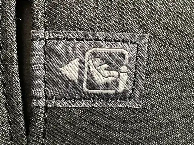 トヨタ アクア Z 愛知県 2024(令6)年 1.5万km ブラックマイカ 純正１０インチナビ/パノラミックビューモニター/プリクラッシュセーフティ/レーダークルーズコントロール/ブラインドスポットモニター/クリアランスソナー/レーンキープアシスト/先行車発進告知/ビルトインＥＴＣ/前後ドライブレコーダー/AC100Vコンセント/USB入力端子/アクセサリーソケット/ISOFIX/純正フロアマット/純正15インチアルミホイール