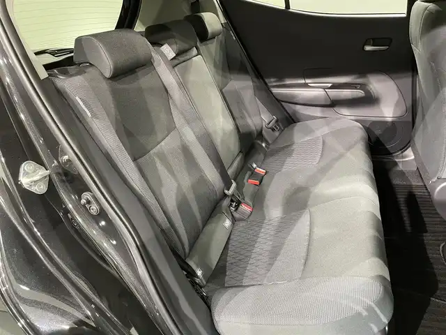 トヨタ アクア Z 愛知県 2024(令6)年 1.5万km ブラックマイカ 純正１０インチナビ/パノラミックビューモニター/プリクラッシュセーフティ/レーダークルーズコントロール/ブラインドスポットモニター/クリアランスソナー/レーンキープアシスト/先行車発進告知/ビルトインＥＴＣ/前後ドライブレコーダー/AC100Vコンセント/USB入力端子/アクセサリーソケット/ISOFIX/純正フロアマット/純正15インチアルミホイール