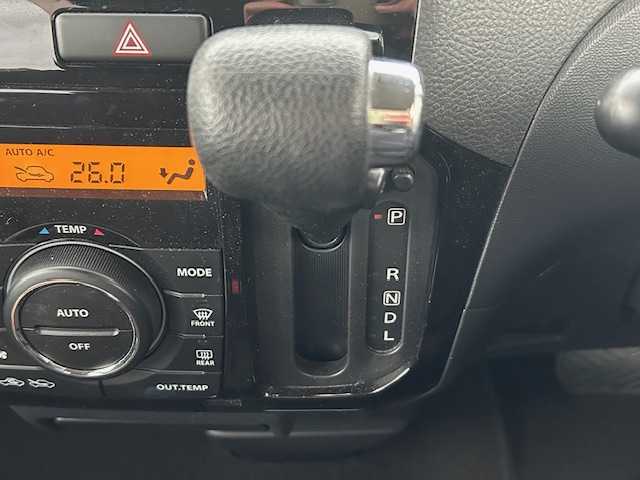 日産 ルークス ハイウェイスター 富山県 2010(平22)年 4.5万km ルナグレー 4WD/スマートキー/パワースライドドア/社外CDプレーヤー/HIDヘッドライト/フォグランプ/プッシュスタート/電格ウィンカーミラー/純正ドアバイザー/純正フロアマット/純正１４インチAW/保証書・取説/社外AW付きスタッドレス車載(155/65R13)