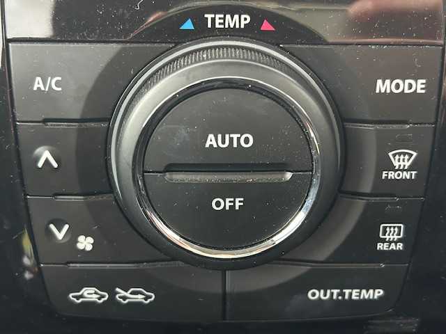 日産 ルークス ハイウェイスター 富山県 2010(平22)年 4.5万km ルナグレー 4WD/スマートキー/パワースライドドア/社外CDプレーヤー/HIDヘッドライト/フォグランプ/プッシュスタート/電格ウィンカーミラー/純正ドアバイザー/純正フロアマット/純正１４インチAW/保証書・取説/社外AW付きスタッドレス車載(155/65R13)