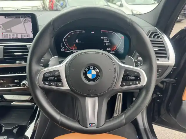 ＢＭＷ Ｘ３ ミッドナイトエディション 三重県 2020(令2)年 3.1万km サファイアブラックP 130台限定車/革シート/シートヒーター(前席)/電動ランバーサポート/パワーシート(前席)/メモリアル機能(運転席)/ワイヤレス充電器/ドライブレコーダー(前後)/パワーバックドア/全方位カメラ/harmankardonサラウンド(16スピーカー)/純正ナビ(Bluetooth/DTV/AM/FM/AppleCarPlay/音楽ライブラリ/Spotify/ScreenMirroring)/ドライビングアシストプラス/アクティブクルーズコントロール/ステアリング/レーンコントロールアシスト/レーンディパーチャーウォーニング/レーンチェンジウォーニング/アクティブサイドコリジョンプロテクション/前車接近警告/衝突回避/被害軽減ブレーキ/事故回避アシスト/後車衝突警告/クロストラフィックウォーニング/パーキングアシストプラス/パークディスタンスコントロール/パーキングアシスト/ミラー内蔵ETC2.0/ブラックフロントグリル/カーボンドアミラー/ブラッククロームデュアルマフラー/20インチブラック塗装AW/ブラックルーフレール/ピアノブラックインパネ加飾/合皮貼ダッシュボード/オートホールド/パドルシフト/Mシートベルト/スペアキー