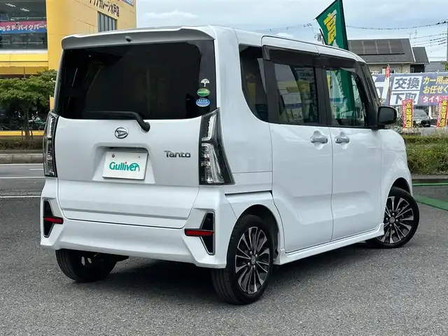 ダイハツ タント カスタム RS セレクション 茨城県 2020(令2)年 6.1万km シャイニングホワイトパール 純正ディスプレーオーディオ/全方位モニター/バックガイドカメラ/ビルトインETC/レーダークルーズコントロール/両側パワースライドドア/前席シートヒーター/ハーフレザーシート/スマートキー/プッシュスタート/純正15インチアルミホイール/純正LEDヘッドライト/純正LEDフォグライト/オートライト/取扱説明書/新車時保証書