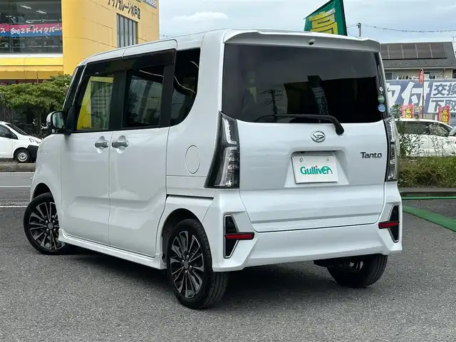 ダイハツ タント カスタム RS セレクション 茨城県 2020(令2)年 6.1万km シャイニングホワイトパール 純正ディスプレーオーディオ/全方位モニター/バックガイドカメラ/ビルトインETC/レーダークルーズコントロール/両側パワースライドドア/前席シートヒーター/ハーフレザーシート/スマートキー/プッシュスタート/純正15インチアルミホイール/純正LEDヘッドライト/純正LEDフォグライト/オートライト/取扱説明書/新車時保証書
