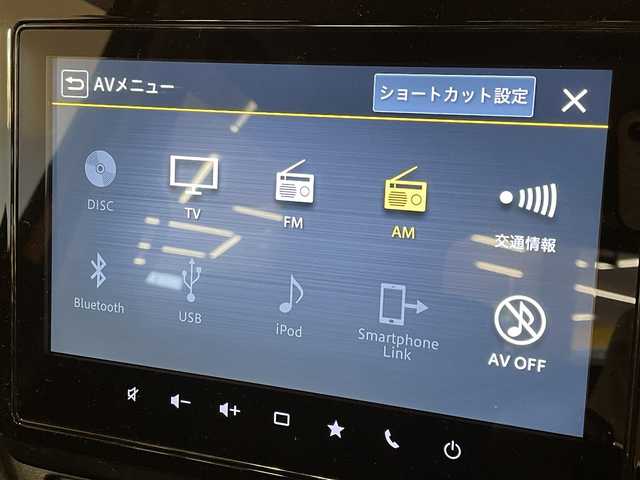 スズキ ソリオ HV SZ 群馬県 2024(令6)年 1.2万km キャラバンアイボリーパールM / ガンメタリック2トーン デュアルカメラブレーキサポート/純正9インチメモリナビ/　　CD/DVD/BT/フルセグ/USB/iPod/　　AppleCarPlay/AndroidAuto/全方位モニター/両側パワースライドドア/レーダークルーズコントロール/LEDオートライト/オートハイビーム/前席シートヒーター/純正15インチAW/バックソナー/前後ドライブレコーダー/ヘッドアップディスプレイ/レーンアシスト/パドルシフト/ステアリングスイッチ/横滑り防止装置/サイド・カーテンエアバッグ/スマートキー/ビルトインETC