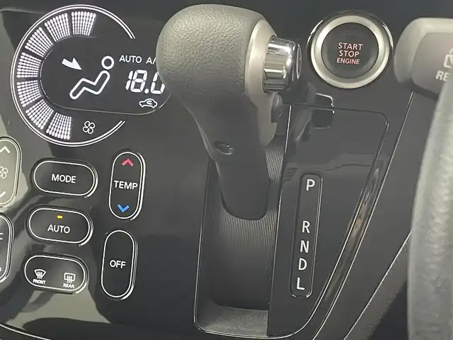 日産 デイズ ルークス X Vセレクション 群馬県 2018(平30)年 1.1万km ホワイトパール ワンオーナー　全方位カメラ　エマージェンシーブレーキ　両側パワスラ　オートエアコン　後サーキュレーター　前後コーナーセンサー　電格ミラー　アイドリングストップ　純正アルミ　禁煙車　純正オーディオ