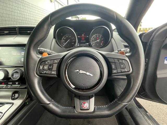 ジャガー Ｆ-ＴＹＰＥ クーペ 埼玉県 2016(平28)年 3.7万km 紺Ｍ 黒ハーフレザーシート/ＭＥＲＩＤＩＡＮ/純正HDDナビ/(USB/CD/DVD)/バックカメラ/オートクルーズコントロール/クリアランスソナー/純正２０インチアルミホイール/電動バックドア/ＨＩＤヘッドランプ
