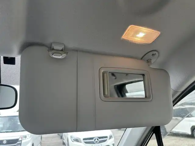 トヨタ スペイド F 千葉県 2017(平29)年 9.2万km ブラッキッシュアゲハガラスフレーク ユーザー買取車両/セーフティセンス/・衝突軽減ブレーキ/レーンキープアシスト/・オートハイビーム/純正SDナビ(NSZT-W66T)/・ワンセグ/BT/CD/バックカメラ/ステアリングスイッチ/ETC/パワースライドドア/HIDヘッドライト/スマートキー/プッシュスタート/純正フロアマット