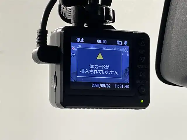 スズキ ジムニー XC 愛知県 2022(令4)年 0.8万km ミディアムグレー ナビ/（Bluetooth/AM/FM/フルセグTV）/衝突軽減ブレーキ/シートヒーター/LEDオートライト/ETC/バックカメラ/純正16インチAW/4WD/シートヒーター/ワンオーナー/クルーズコントロール/ドライブレコーダー/ロッドホルダー/背面タイヤカバー