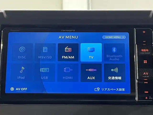 スズキ ジムニー XC 愛知県 2022(令4)年 0.8万km ミディアムグレー ナビ/（Bluetooth/AM/FM/フルセグTV）/衝突軽減ブレーキ/シートヒーター/LEDオートライト/ETC/バックカメラ/純正16インチAW/4WD/シートヒーター/ワンオーナー/クルーズコントロール/ドライブレコーダー/ロッドホルダー/背面タイヤカバー