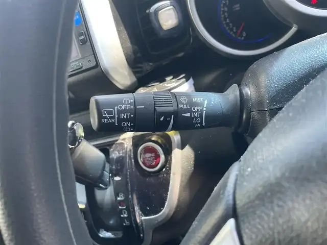 ホンダ Ｎ ＢＯＸ カスタム G SSパッケージ 和歌山県 2017(平29)年 9.6万km クリスタルブラックパール (株)IDOMが運営する【じしゃロン和歌山店】の自社ローン専用車両になります。こちらは現金またはオートローンご利用時の価格です。自社ローンご希望の方は別途その旨お申付け下さい/純正ナビ(AM/FM/CD/DVD/ワンセグ/BT)/アイドリングストップ/ETC/バックカメラ/片側パワースライド