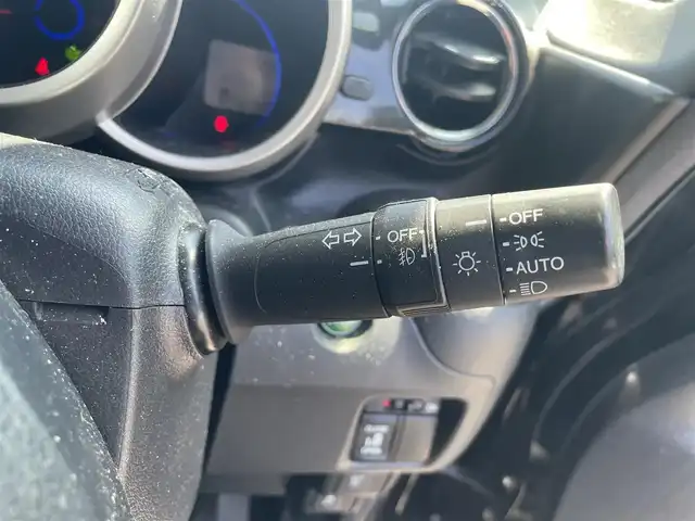 ホンダ Ｎ ＢＯＸ カスタム G SSパッケージ 和歌山県 2017(平29)年 9.6万km クリスタルブラックパール (株)IDOMが運営する【じしゃロン和歌山店】の自社ローン専用車両になります。こちらは現金またはオートローンご利用時の価格です。自社ローンご希望の方は別途その旨お申付け下さい/純正ナビ(AM/FM/CD/DVD/ワンセグ/BT)/アイドリングストップ/ETC/バックカメラ/片側パワースライド