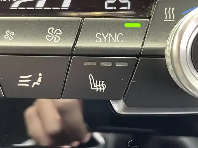 ＢＭＷ Ｘ２ xDrive20i 岩手県 2019(平31)年 3.1万km サンセットオレンジ ４WD/ターボ/ドライビングアシスト/衝突回避・衝突軽減ブレーキ/レーンディパーチャーウォーニング/可変スピードリミッター/パーキング・アシスト/ヒルディセントコントロール/パークディスタンスコントロール/オートマチックテールゲート/パドルシフト/デイタイムライトニング/LEDヘッドライト/LEDフロント・リヤフォグランプ/純正ナビ/リヤビューカメラ/ETC/ダイナミックスタビリティコントロール/ダイナミックトラクションコントロール/純正１９インチアルミホイール