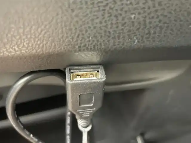 日産 ノート e－パワー X 愛知県 2019(令1)年 5.4万km ブリリアントホワイトパール 純正ナビ　全方位カメラ　禁煙車　デジタルインナーミラー　コーナーセンサー　エマージェンシーブレーキ　衝突軽減　車線逸脱　オートライト　ＥＴＣ　ＵＳＢ　Ｂｌｕｅｔｏｏｔｈ　プッシュスタート　純正アルミ