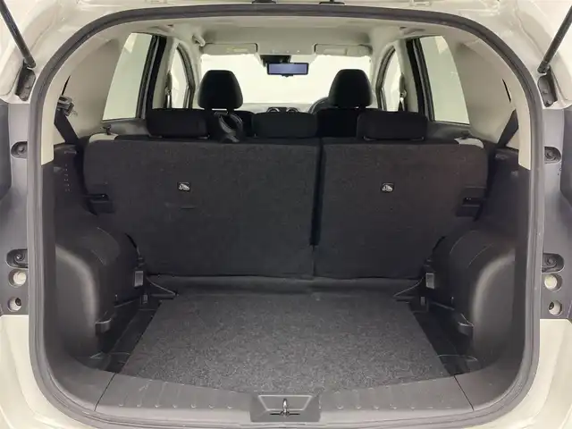 日産 ノート e－パワー X 愛知県 2019(令1)年 5.4万km ブリリアントホワイトパール 純正ナビ　全方位カメラ　禁煙車　デジタルインナーミラー　コーナーセンサー　エマージェンシーブレーキ　衝突軽減　車線逸脱　オートライト　ＥＴＣ　ＵＳＢ　Ｂｌｕｅｔｏｏｔｈ　プッシュスタート　純正アルミ