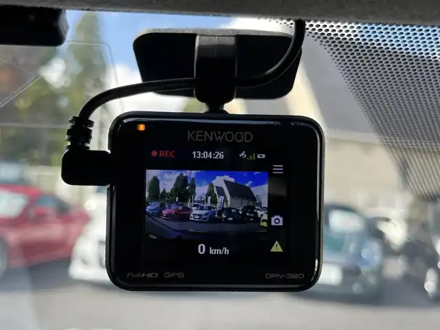 トヨタ アクア G 三重県 2018(平30)年 4.4万km ブラックマイカ 純正ナビ(Bluetooth/CD/DVD/AM/FM/地デジTV/SD)/バックカメラ/ETC/ドライブレコーダー(前)/クルーズコントロール/オプション15インチアルミホイール/セーフティセンス（プリクラッシュセーフティシステム/レーンディパーチャーアラート/オートマチックヒビーム）/スマートエントリー/スタートシステム/スペアキー/ステアリングスイッチ/プライバシーガラス/ディープブラウン合革巻きインパネ加飾/ピアノブラック吹出口加飾/メッキエアコン吹き出し口リング/デジタルメーター/TFTカラーマルチインフォメーションディスプレイ/ピアノブラック加飾付ステアリング/チルト/テレスコピックステアリング/オートエアコン/バニティミラー（運転席　助手席）/ディープブラウンスエード調ファブリックシート/アームレスト