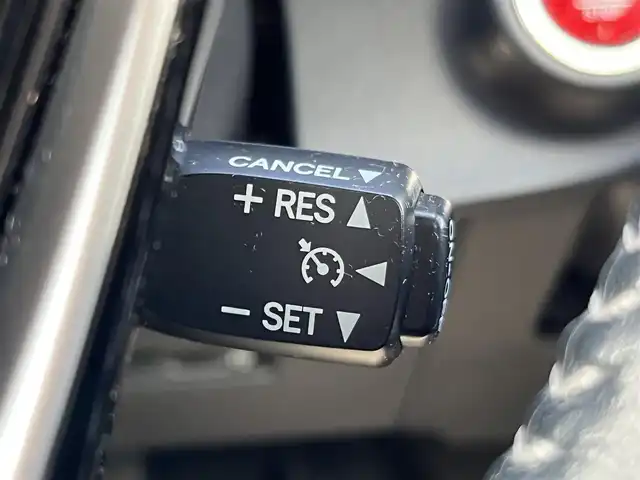 トヨタ アクア G 三重県 2018(平30)年 4.4万km ブラックマイカ 純正ナビ(Bluetooth/CD/DVD/AM/FM/地デジTV/SD)/バックカメラ/ETC/ドライブレコーダー(前)/クルーズコントロール/オプション15インチアルミホイール/セーフティセンス（プリクラッシュセーフティシステム/レーンディパーチャーアラート/オートマチックヒビーム）/スマートエントリー/スタートシステム/スペアキー/ステアリングスイッチ/プライバシーガラス/ディープブラウン合革巻きインパネ加飾/ピアノブラック吹出口加飾/メッキエアコン吹き出し口リング/デジタルメーター/TFTカラーマルチインフォメーションディスプレイ/ピアノブラック加飾付ステアリング/チルト/テレスコピックステアリング/オートエアコン/バニティミラー（運転席　助手席）/ディープブラウンスエード調ファブリックシート/アームレスト