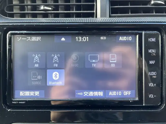 トヨタ アクア G 三重県 2018(平30)年 4.4万km ブラックマイカ 純正ナビ(Bluetooth/CD/DVD/AM/FM/地デジTV/SD)/バックカメラ/ETC/ドライブレコーダー(前)/クルーズコントロール/オプション15インチアルミホイール/セーフティセンス（プリクラッシュセーフティシステム/レーンディパーチャーアラート/オートマチックヒビーム）/スマートエントリー/スタートシステム/スペアキー/ステアリングスイッチ/プライバシーガラス/ディープブラウン合革巻きインパネ加飾/ピアノブラック吹出口加飾/メッキエアコン吹き出し口リング/デジタルメーター/TFTカラーマルチインフォメーションディスプレイ/ピアノブラック加飾付ステアリング/チルト/テレスコピックステアリング/オートエアコン/バニティミラー（運転席　助手席）/ディープブラウンスエード調ファブリックシート/アームレスト