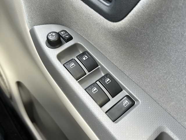 ダイハツ キャスト スタイル X リミテッド SAⅢ 静岡県 2020(令2)年 2.2万km ファイアークォーツレッドM 純正メモリナビ/・CD/・DVD/・フルセグＴＶ/・Bluetooth/・USB/・AM/・FM/主要装備/・衝突軽減/・横滑り防止装置/・レーンキープ/・バックカメラ/・シートヒーターD/N席/・ETC/・ステリモ/・スマートキー/・プッシュスタート/・スペアキー1本/・ハロゲンヘッドライト/・オートライト/・オートハイビーム/・純正フロアマット