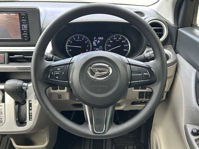 ダイハツ キャスト スタイル X リミテッド SAⅢ 静岡県 2020(令2)年 2.2万km ファイアークォーツレッドM 純正メモリナビ/・CD/・DVD/・フルセグＴＶ/・Bluetooth/・USB/・AM/・FM/主要装備/・衝突軽減/・横滑り防止装置/・レーンキープ/・バックカメラ/・シートヒーターD/N席/・ETC/・ステリモ/・スマートキー/・プッシュスタート/・スペアキー1本/・ハロゲンヘッドライト/・オートライト/・オートハイビーム/・純正フロアマット