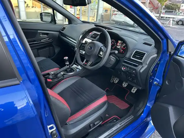 スバル ＷＲＸ ＳＴＩ STI タイプS 東京都 2020(令2)年 0.1万km WRブルーパール ワンオーナー/RECARO製革コンビシート/純正ナビ/　フルセグTV/DVD/CD/Bluetooth/バックカメラ/フロントカメラ/サイドカメラ/BILSTEIN製ダンパー/パワーシート/シートヒーター/LEDヘッドライト/brembo製ブレーキキャリパー/純正19インチアルミホイール/STIエンブレム付ブラック横1本バー/STIエンブレム付シルバーサイドガーニッシュ/ブラインドスポットモニター/ハイビームアシスト/リアタイプリアスポイラー/純正ドライブレコーダー/ETC2.0/革巻きステアリングホイール/革巻きシフトノブ/電動格納ミラー/LED式ウインカーミラー/横すべり防止/プッシュスタート/スマートキー/純正フロアマット/保証書/取扱説明書/スペアキー
