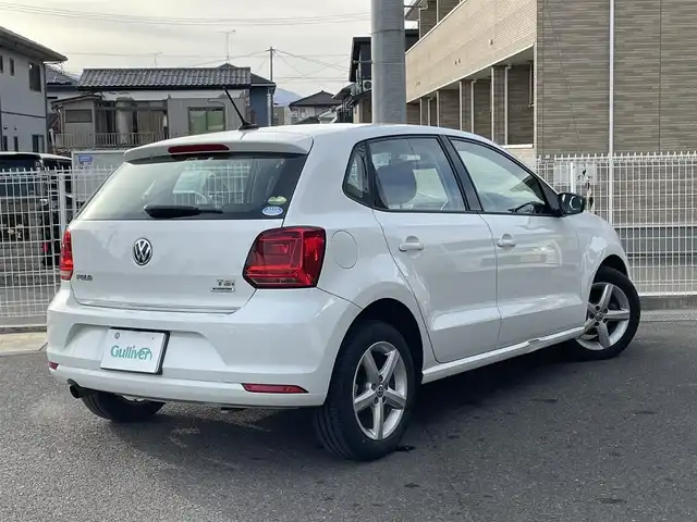 フォルクスワーゲン ポロ TSIコンフォートL アップグレードPKG 福島県 2015(平27)年 16.6万km オリックスホワイトパールエフェクト ワンオーナー/純正メモリーナビ/CD/DVD/SD/BT/USB/フルセグTV/レーダークルーズコントロール/ステアリングリモコン/アイドリングストップ/パドルシフト/バックカメラ/ドライブレコーダー/オートライト/フォグライト/フロアマット/キーレス/ETC