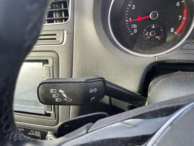 フォルクスワーゲン ポロ TSIコンフォートL アップグレードPKG 福島県 2015(平27)年 16.6万km オリックスホワイトパールエフェクト ワンオーナー/純正メモリーナビ/CD/DVD/SD/BT/USB/フルセグTV/レーダークルーズコントロール/ステアリングリモコン/アイドリングストップ/パドルシフト/バックカメラ/ドライブレコーダー/オートライト/フォグライト/フロアマット/キーレス/ETC