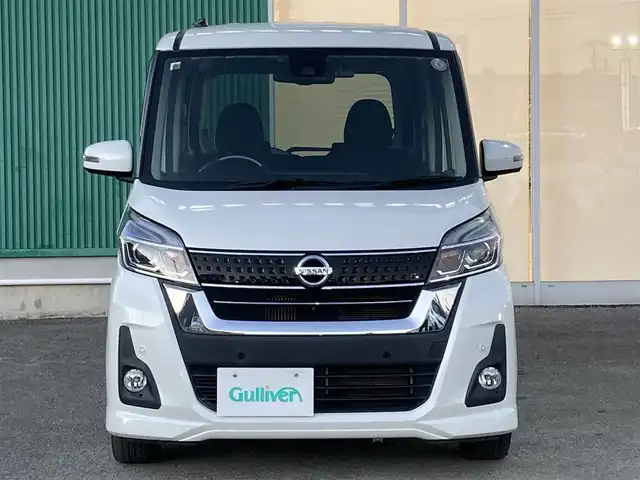 日産 デイズ ルークス ハイウェイスター Xターボ 福岡県 2018(平30)年 8.1万km ホワイトパール 純正ナビ(フルセグTV・CD・DVD・FM・AM・BT)/・MM318D-W/片側パワースライドドア/ETC/プッシュスタート/スマートキー/純正フロアマット/ドアバイザー/衝突軽減ブレーキ/横滑り防止装置/車線逸脱抑止