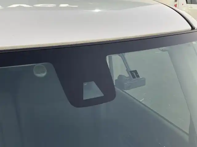 日産 デイズ ルークス ハイウェイスター Xターボ 福岡県 2018(平30)年 8.1万km ホワイトパール 純正ナビ(フルセグTV・CD・DVD・FM・AM・BT)/・MM318D-W/片側パワースライドドア/ETC/プッシュスタート/スマートキー/純正フロアマット/ドアバイザー/衝突軽減ブレーキ/横滑り防止装置/車線逸脱抑止