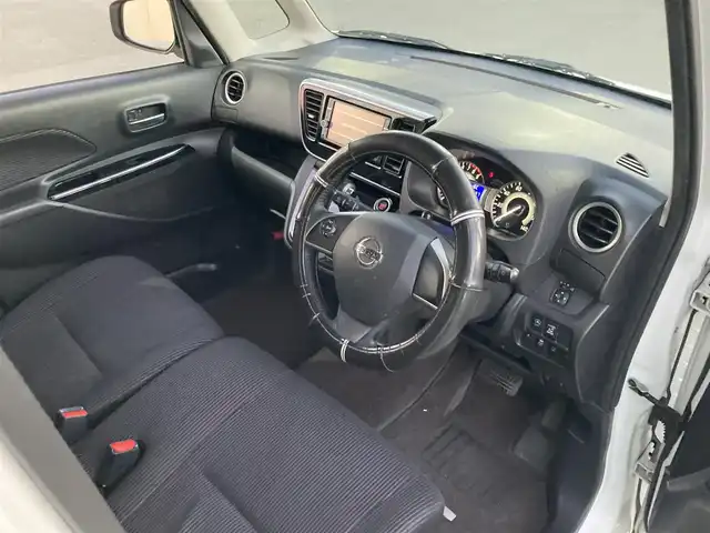 日産 デイズ ルークス ハイウェイスター Xターボ 福岡県 2018(平30)年 8.1万km ホワイトパール 純正ナビ(フルセグTV・CD・DVD・FM・AM・BT)/・MM318D-W/片側パワースライドドア/ETC/プッシュスタート/スマートキー/純正フロアマット/ドアバイザー/衝突軽減ブレーキ/横滑り防止装置/車線逸脱抑止