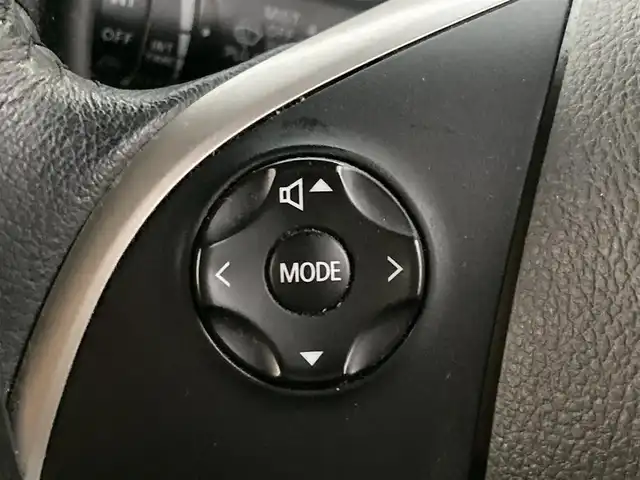 日産 デイズ ルークス ハイウェイスター Xターボ 福岡県 2018(平30)年 8.1万km ホワイトパール 純正ナビ(フルセグTV・CD・DVD・FM・AM・BT)/・MM318D-W/片側パワースライドドア/ETC/プッシュスタート/スマートキー/純正フロアマット/ドアバイザー/衝突軽減ブレーキ/横滑り防止装置/車線逸脱抑止