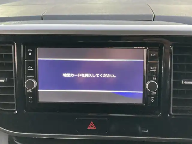 日産 デイズ ルークス ハイウェイスター Xターボ 福岡県 2018(平30)年 8.1万km ホワイトパール 純正ナビ(フルセグTV・CD・DVD・FM・AM・BT)/・MM318D-W/片側パワースライドドア/ETC/プッシュスタート/スマートキー/純正フロアマット/ドアバイザー/衝突軽減ブレーキ/横滑り防止装置/車線逸脱抑止