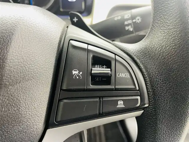 スズキ クロスビー HYBRID MV 福島県 2021(令3)年 3.4万km ピュアホワイトP スズキセーフティサポート/・デュアルカメラブレーキサポート/・誤発進抑制機能/・車線維持支援機能/・ふらつき警報機能/・全車速追従機能付クルーズコントロール/・先行車発進お知らせ機能/・横滑り防止装置/・クリアランスソナー/・標識認識機能/・ハイビームアシスト/ターボ/純正８インチＳＤナビ（CN-RZ865）/・フルセグＴＶ/・ＣＤ／ＤＶＤ/・Bluetooth/・ＵＳＢ/・SD/・全方位カメラ/・ビルトインＥＴＣ/・ステアリングスイッチ/・パドルシフト/シートヒーター/純正ホイール/純正フロアマット/オートライト/前後ドライブレコーダー/スマートキー/プッシュスタート/スペアキー/アイドリングストップ