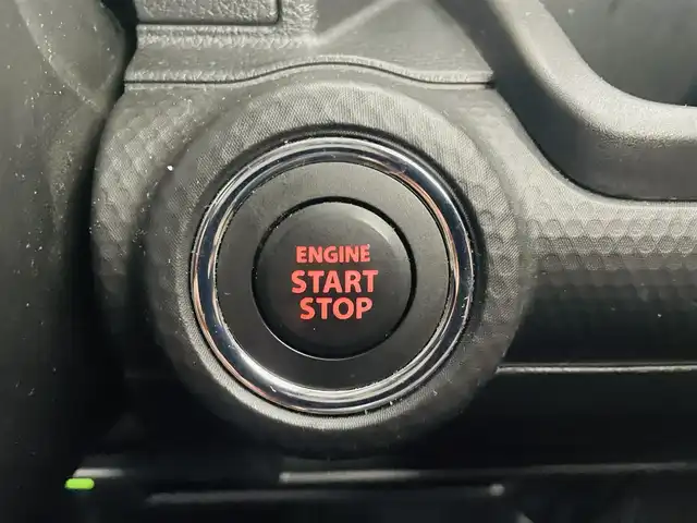 スズキ クロスビー HYBRID MV 福島県 2021(令3)年 3.4万km ピュアホワイトP スズキセーフティサポート/・デュアルカメラブレーキサポート/・誤発進抑制機能/・車線維持支援機能/・ふらつき警報機能/・全車速追従機能付クルーズコントロール/・先行車発進お知らせ機能/・横滑り防止装置/・クリアランスソナー/・標識認識機能/・ハイビームアシスト/ターボ/純正８インチＳＤナビ（CN-RZ865）/・フルセグＴＶ/・ＣＤ／ＤＶＤ/・Bluetooth/・ＵＳＢ/・SD/・全方位カメラ/・ビルトインＥＴＣ/・ステアリングスイッチ/・パドルシフト/シートヒーター/純正ホイール/純正フロアマット/オートライト/前後ドライブレコーダー/スマートキー/プッシュスタート/スペアキー/アイドリングストップ