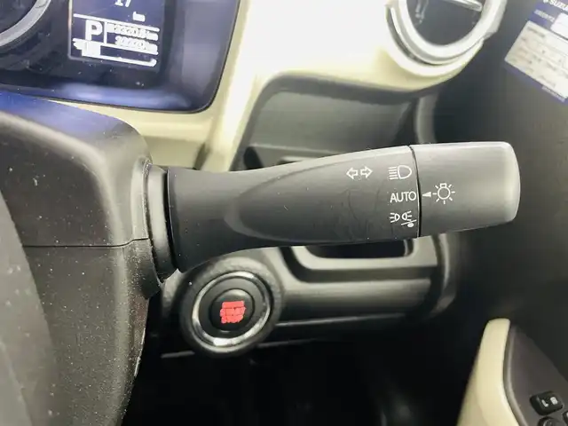 スズキ クロスビー HYBRID MV 福島県 2021(令3)年 3.4万km ピュアホワイトP スズキセーフティサポート/・デュアルカメラブレーキサポート/・誤発進抑制機能/・車線維持支援機能/・ふらつき警報機能/・全車速追従機能付クルーズコントロール/・先行車発進お知らせ機能/・横滑り防止装置/・クリアランスソナー/・標識認識機能/・ハイビームアシスト/ターボ/純正８インチＳＤナビ（CN-RZ865）/・フルセグＴＶ/・ＣＤ／ＤＶＤ/・Bluetooth/・ＵＳＢ/・SD/・全方位カメラ/・ビルトインＥＴＣ/・ステアリングスイッチ/・パドルシフト/シートヒーター/純正ホイール/純正フロアマット/オートライト/前後ドライブレコーダー/スマートキー/プッシュスタート/スペアキー/アイドリングストップ