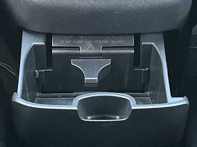 日産 セレナ ハイウェイスター Vセレクション 山口県 2017(平29)年 6万km ブリリアントホワイトパール エマージェンシーブレーキ/純正ナビ/バックカメラ/全周囲カメラ/プロパイロット/クルーズコントロール/デジタルインナーミラー/両側パワースライド/前後ドライブレコーダー/オートライト/アイドリングストップ/前後コーナーセンサー/クリアランソナー/ドアバイザー/電動格納ミラー/純正フロアマット/ETC