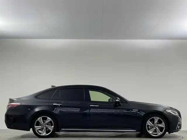 トヨタ クラウン ハイブリッド RS アドバンス 埼玉県 2018(平30)年 8.7万km プレシャスブラックパール 全方位 液晶ミラー HUD BSM 温冷シート ETC 前後ドライブレコーダー メモリー付パワーシート 衝突軽減システム レーダークルーズコントロール レーンキープアシスト アドバンストパーク