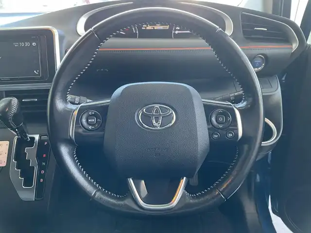 トヨタ シエンタ ハイブリッド G 千葉県 2015(平27)年 6.1万km コバルトブルーメタリック 純正11型後席フリップダウンモニター/ALPINEディスプレイオーディオ/・Apple CarPlay/Android Auto対応/・ラジオ/CD/DVD/BT/ビルトインETC/セーフティセンスＣ/・レーンディパーチャーアラート/・プリクラッシュセーフティ/・オートマチックハイビーム/両側電動パワースライドドア/プッシュスタート/スマートキー/純正フロアマット/オートライト/HIDヘッドライト/フォグライト/保証書/取扱説明書