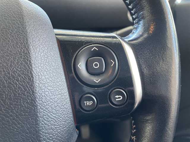 トヨタ シエンタ ハイブリッド G 千葉県 2015(平27)年 6.1万km コバルトブルーメタリック 純正11型後席フリップダウンモニター/ALPINEディスプレイオーディオ/・Apple CarPlay/Android Auto対応/・ラジオ/CD/DVD/BT/ビルトインETC/セーフティセンスＣ/・レーンディパーチャーアラート/・プリクラッシュセーフティ/・オートマチックハイビーム/両側電動パワースライドドア/プッシュスタート/スマートキー/純正フロアマット/オートライト/HIDヘッドライト/フォグライト/保証書/取扱説明書