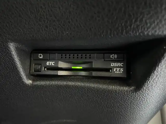 トヨタ シエンタ ハイブリッド G 千葉県 2015(平27)年 6.1万km コバルトブルーメタリック 純正11型後席フリップダウンモニター/ALPINEディスプレイオーディオ/・Apple CarPlay/Android Auto対応/・ラジオ/CD/DVD/BT/ビルトインETC/セーフティセンスＣ/・レーンディパーチャーアラート/・プリクラッシュセーフティ/・オートマチックハイビーム/両側電動パワースライドドア/プッシュスタート/スマートキー/純正フロアマット/オートライト/HIDヘッドライト/フォグライト/保証書/取扱説明書