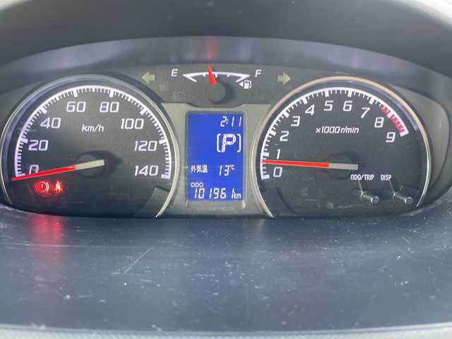 ダイハツ ムーヴ カスタム X 大阪府 2011(平23)年 10.2万km パールホワイトⅢ 純正ナビ/フルセグテレビ/バックカメラ/DVD再生有り/純正アルミホイール/純正フロアマット/プッシュスタート/ETC/ABS/ドアバイザー